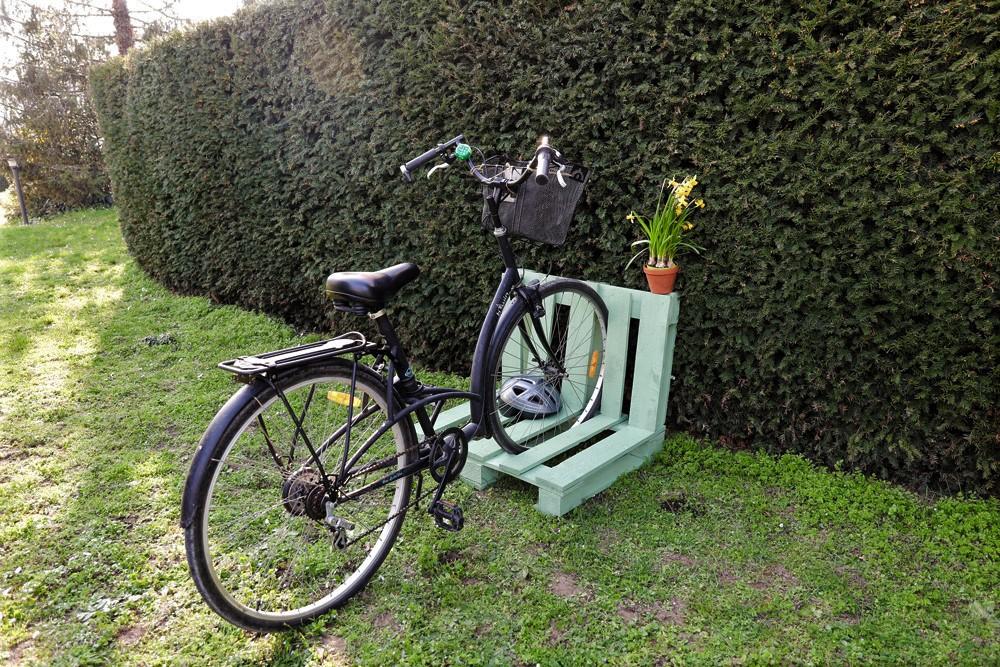 diy-tuto-sader-comment-créer-un-garage-a-velo-upcycling-fixer-sans-percer-tous-travaux-banniere